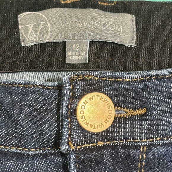 Wit & Wisdom 'Ab Solution" Jeans Women's Sz 12 Blue Skinny Straight Raw Hem - Picture 3 of 8